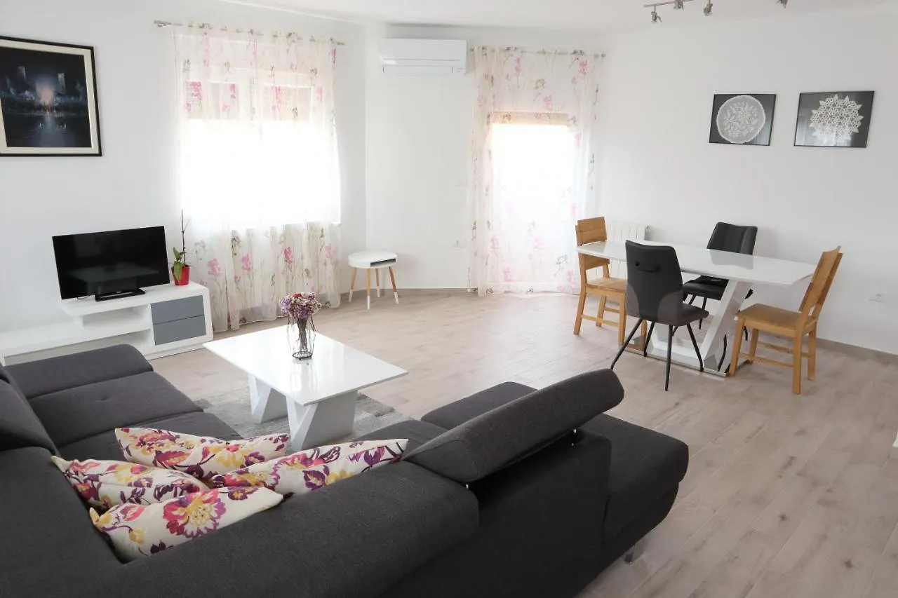 Vratovic Apartments Πούλα Κροατία